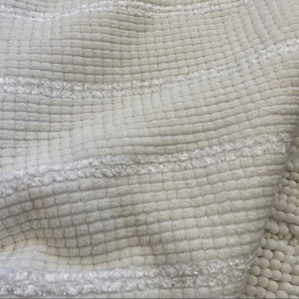 | RUG | - Picture 4 of 4